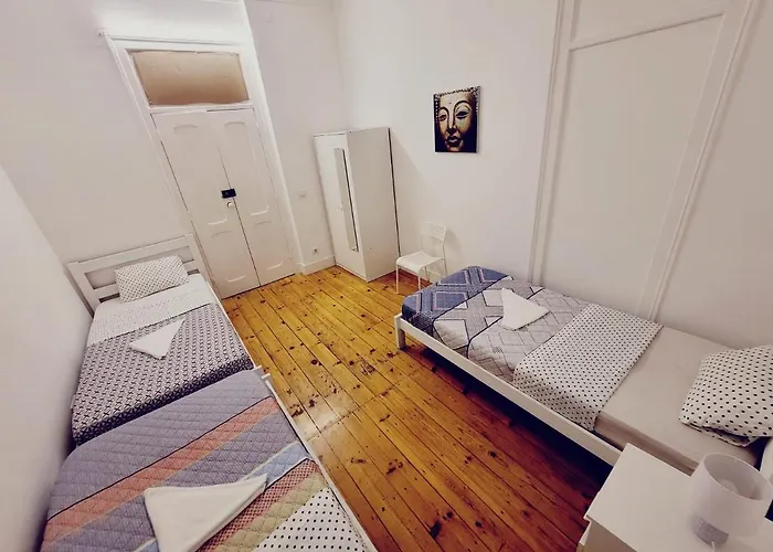 Gambori Hostel Lisbon
