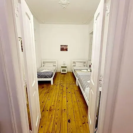 Hostel Gambori