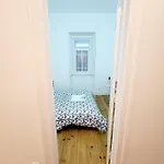 Gambori Хостел *